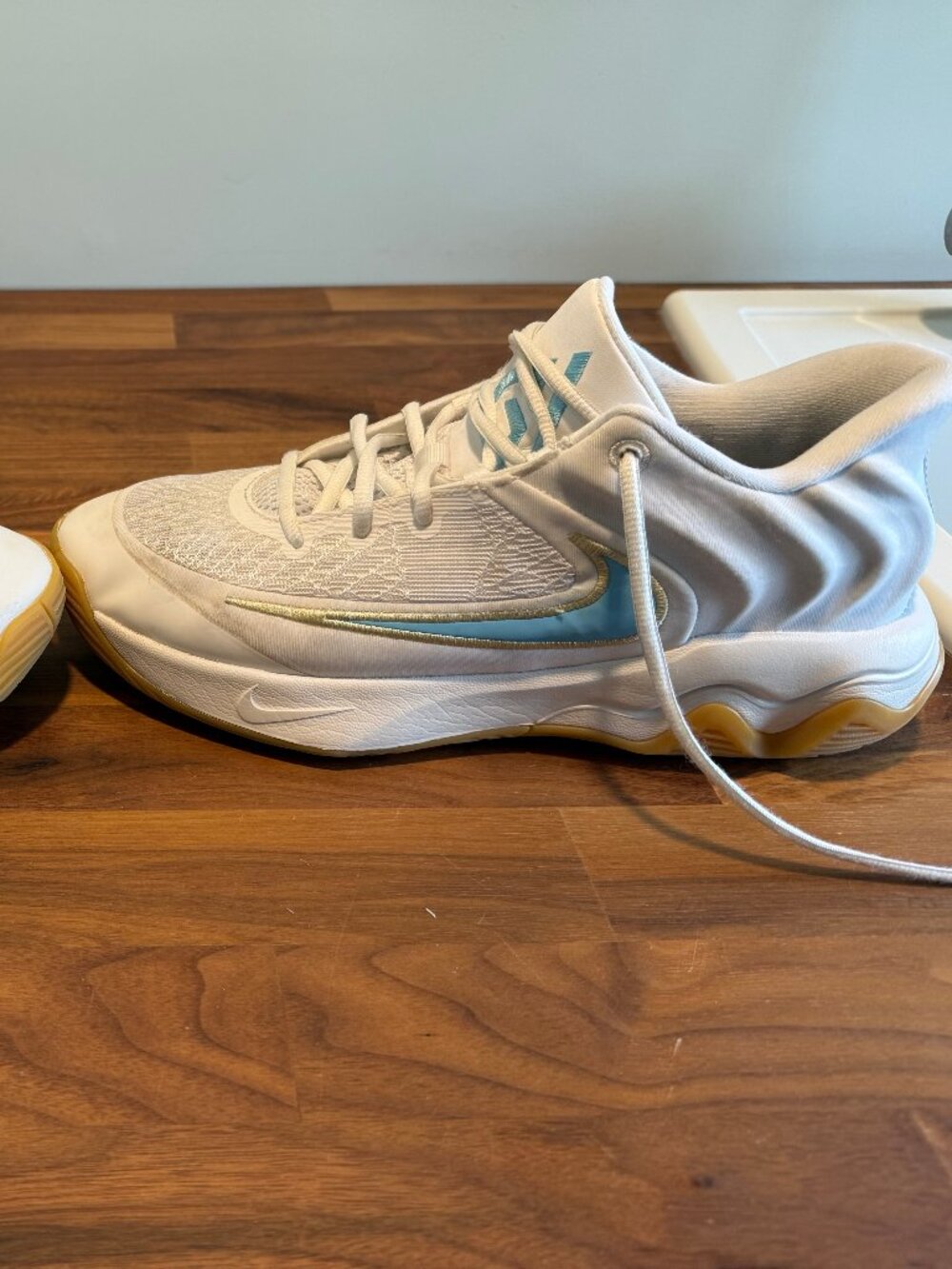 Giannis Immortality 4 - Men's size 9.5